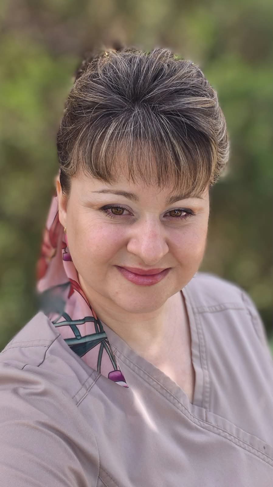 Jocelyn, founder of Beautifully Well